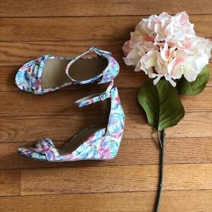 Reaction Kenneth Cole wedge shoes